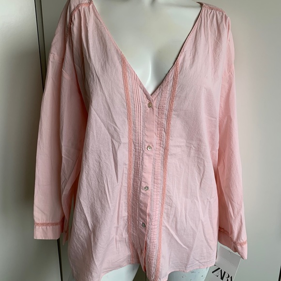 *NWT* Zara large flowy blouse long sleeve button-up pink v-neck embroidery pleat - Picture 2 of 7